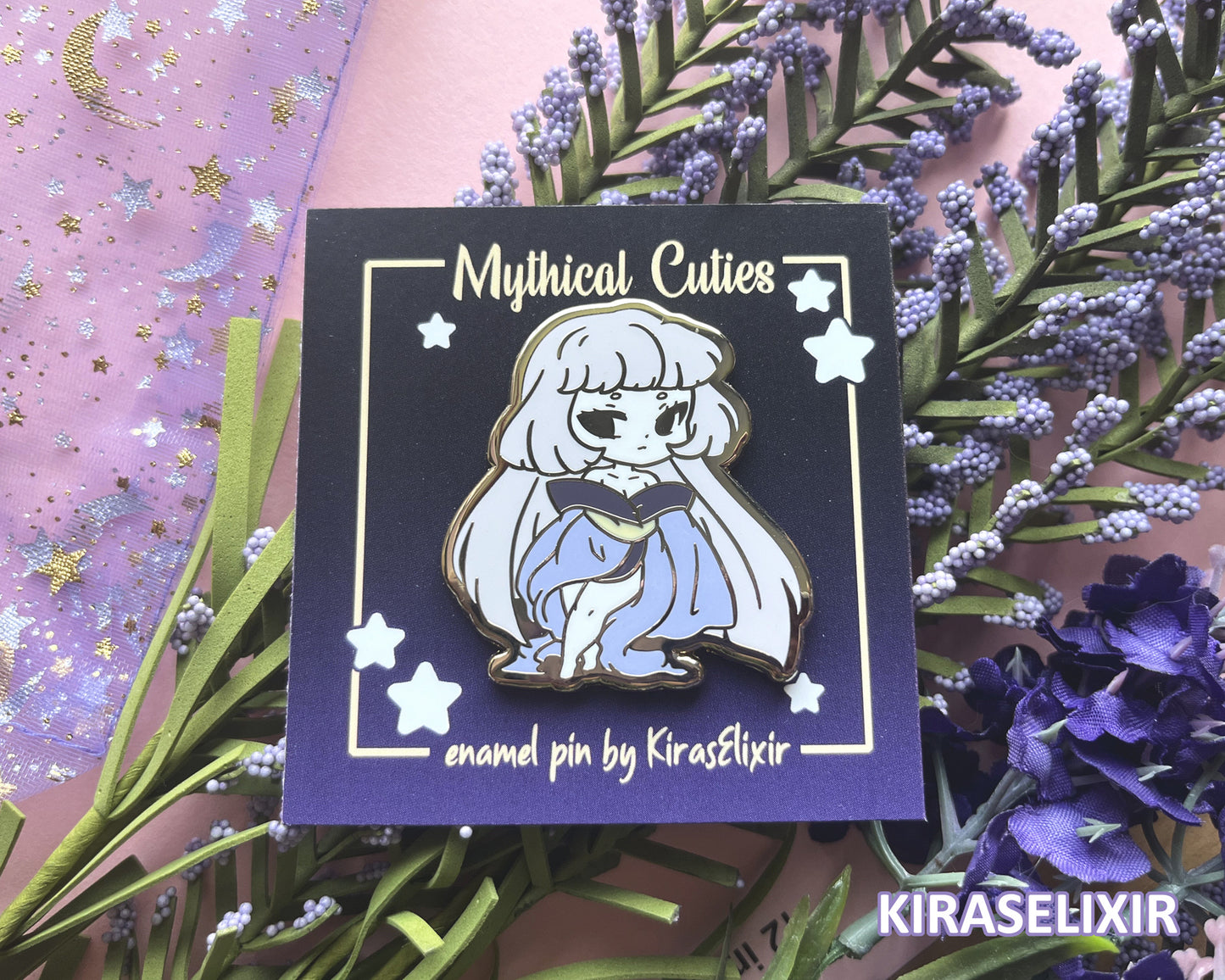 Yuki Onna Enamel Pin