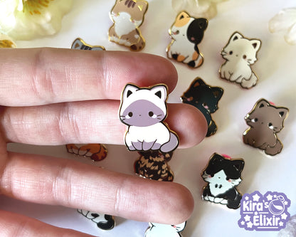 Mini Kitties - hard enamel pin