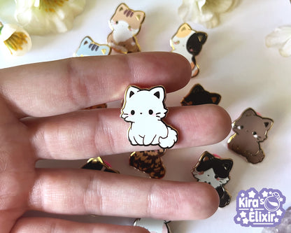 Mini Kitties - hard enamel pin