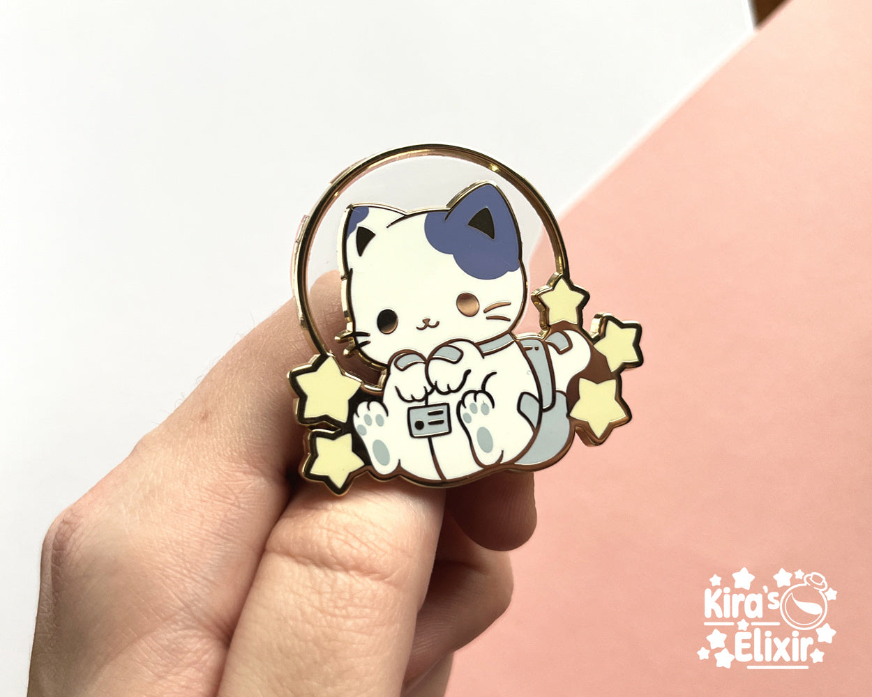 Space Kitty - hard enamel pin